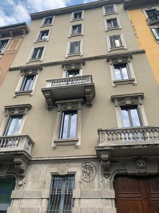 Casa Vacanze Ada Milan Luaran gambar